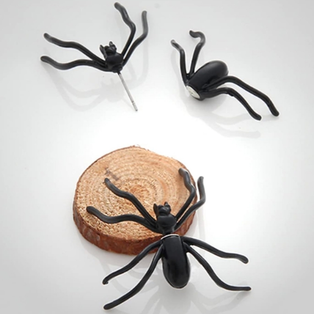 🕷 earrings 🕸 - Picture 4 of 10
